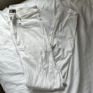 Abercrombie Ultra High Rise Jean Legging